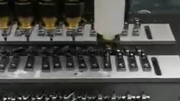 視覺點(diǎn)膠機(jī)