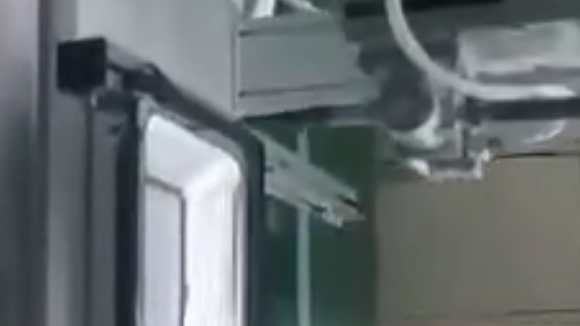 視覺點(diǎn)膠機(jī)
