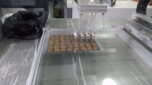 視覺點膠機(jī)